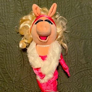 Miss piggy stuffed animal